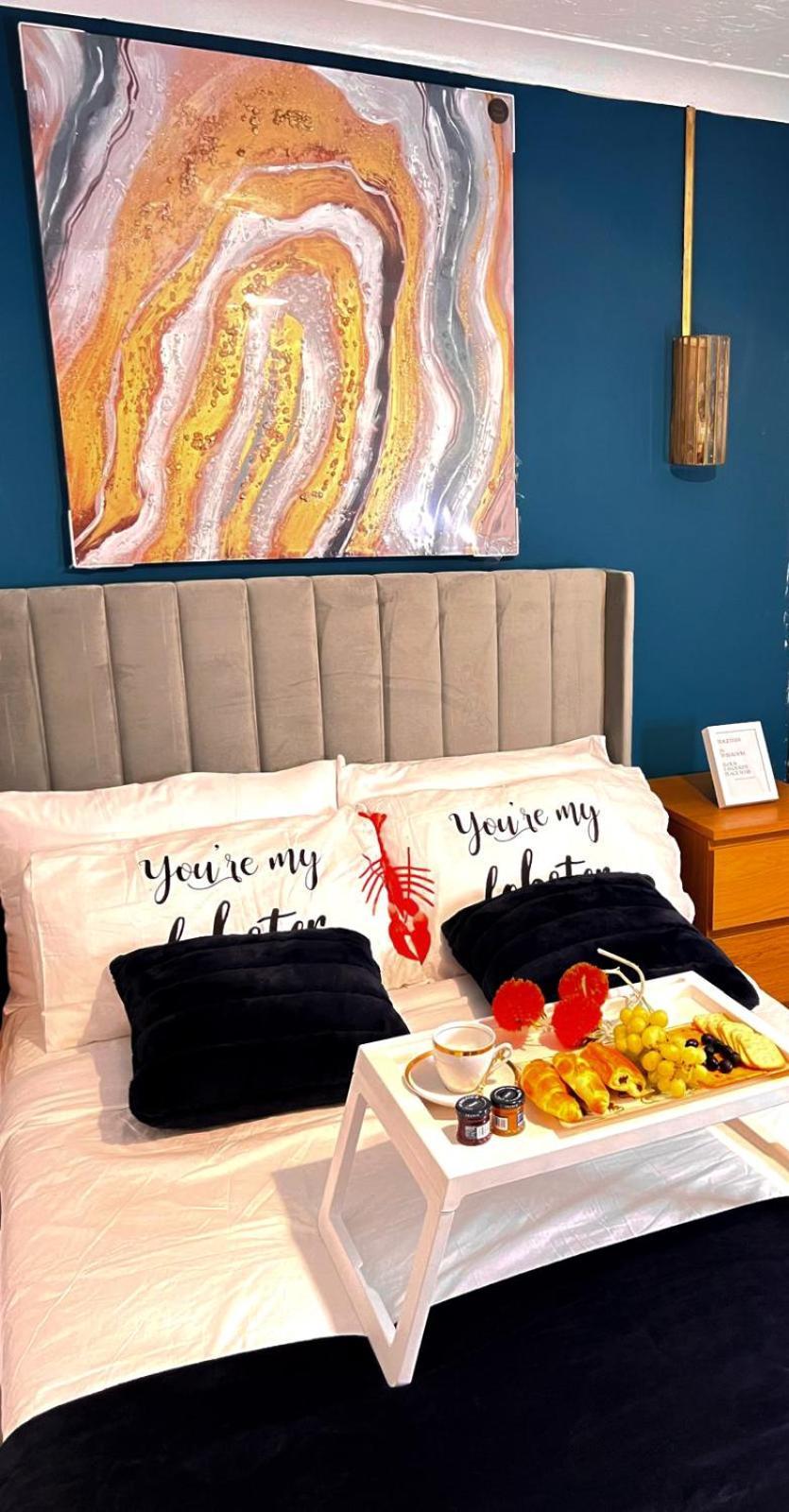 Holiday home Luxe Smart - Serviced - 7 Mins Walk To Town Centre, Hospital & Train Station Basildon (Essex)