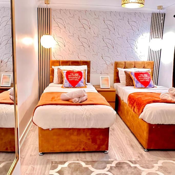 Holiday home Luxe Smart - Serviced - 7 Mins Walk To Town Centre, Hospital & Train Station Basildon (Essex)
